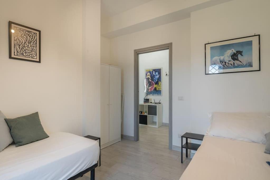 Appartamento Cinema House In Cinecitta Roma Esterno foto