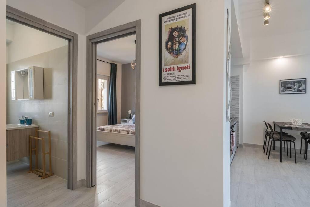 Appartamento Cinema House In Cinecitta Roma Esterno foto
