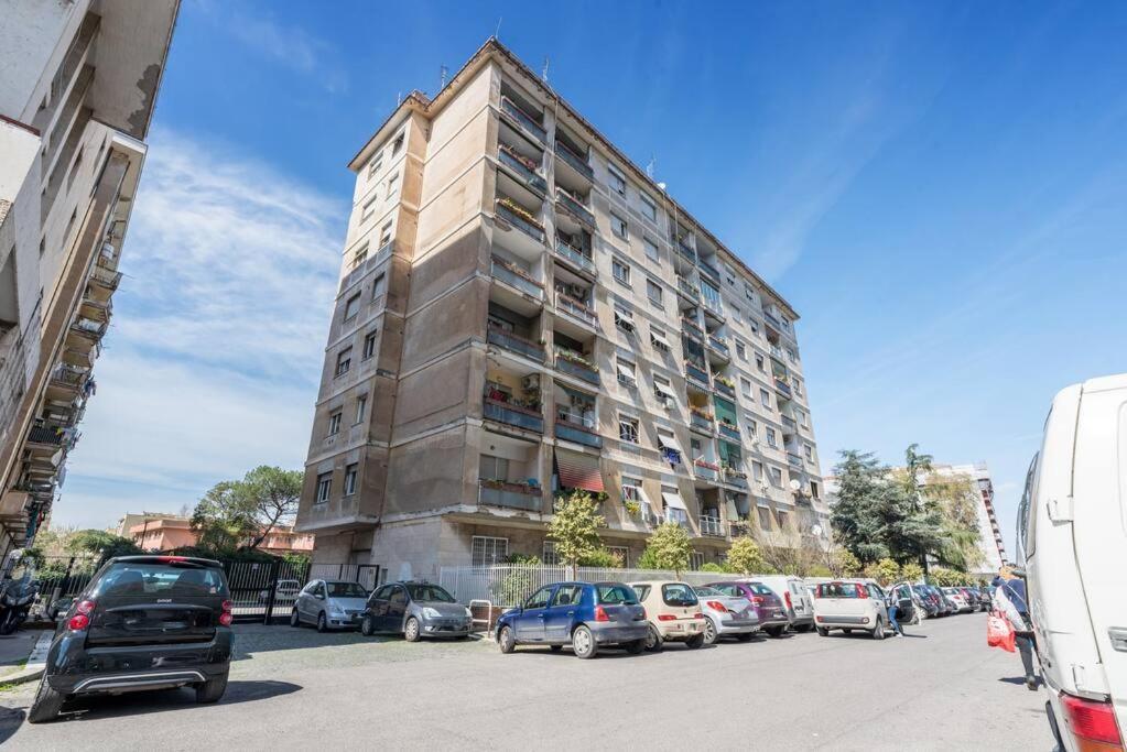 Appartamento Cinema House In Cinecitta Roma Esterno foto